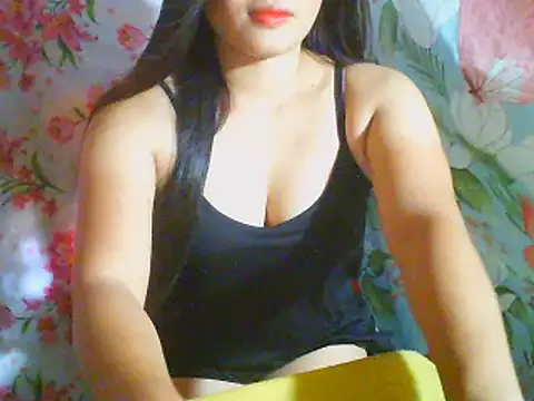 Snapshot of Katie_Winslet chatting on 02-15-26, 07:51 Katie Winslet online show from 02-15-26, 07:51