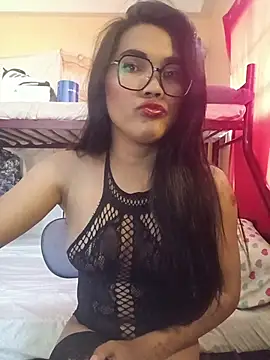 Snapshot of samanthasweetcock30 chatting on 11-18-25, 04:17 samanthasweetcock30 online show from 11-18-25, 04:17