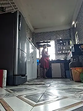 SIMIHOT online show from 04-20-26, 07:11