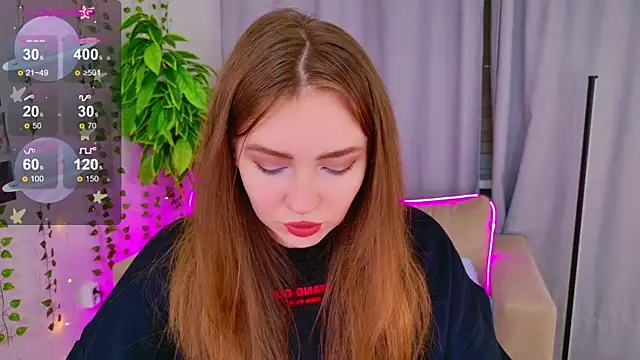 Moon  Bunny online show from 10-16-25, 03:24