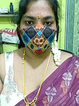 Snapshot of Tamil_Mithra chatting on 05-11-26, 04:37 Tamil Mithra online show from 05-11-26, 04:37