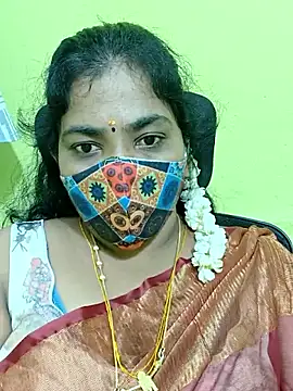 Snapshot of Tamil_Mithra chatting on 05-13-26, 04:15 Tamil Mithra online show from 05-13-26, 04:15