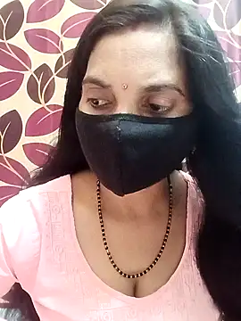 Snapshot of Payal-001 chatting on 09-23-25, 06:16 Payal-001 online show from 09-23-25, 06:16