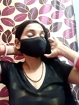 Snapshot of Payal-001 chatting on 09-24-25, 06:33 Payal-001 online show from 09-24-25, 06:33