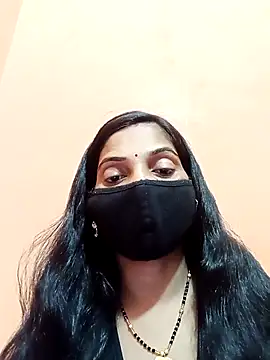 Snapshot of Payal-001 chatting on 10-16-25, 12:11 Payal-001 online show from 10-16-25, 12:11