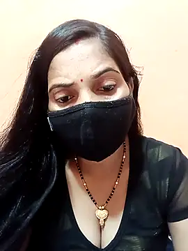 Snapshot of Payal-001 chatting on 10-16-25, 12:28 Payal-001 online show from 10-16-25, 12:28