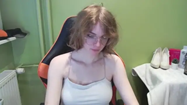 juicyPenny online show from 11-24-25, 07:30