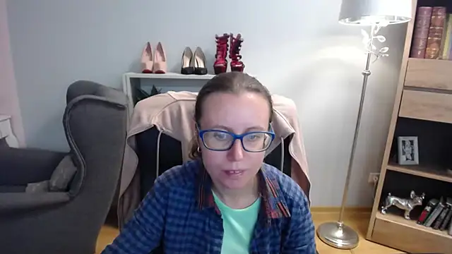 sweetxLizzy online show from 09-26-25, 04:49