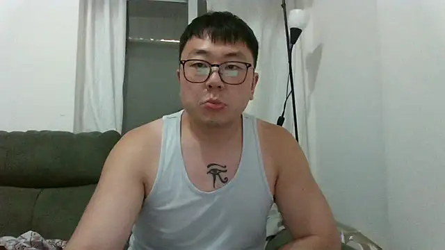 Snapshot of KaylanBMB chatting on 06-03-26, 11:54 KaylanBMB online show from 06-03-26, 11:54