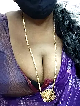 Snapshot of shobini chatting on 09-17-25, 03:57 shobini online show from 09-17-25, 03:57