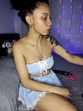 bettyboo2801 online show from 11-13-25, 04:11