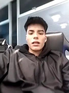 Snapshot of Dulcey_ chatting on 09-11-25, 05:51 Dulcey online show from 09-11-25, 05:51