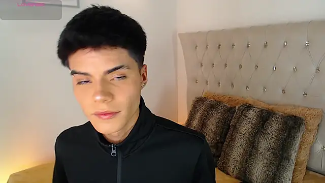 Snapshot of Dulcey_ chatting on 10-04-25, 04:21 Dulcey online show from 10-04-25, 04:21