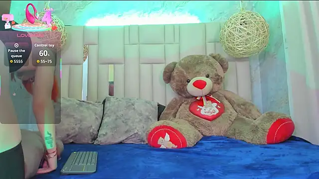 NikkyyRed online show from 09-12-25, 03:50