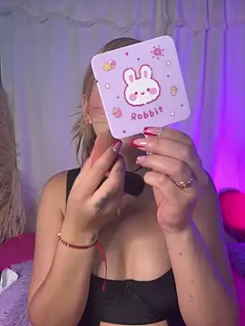 Miaa rosses3 online show from 10-30-25, 03:52