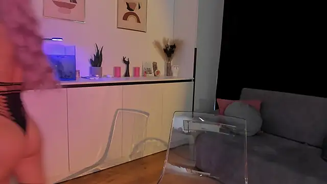 Snapshot of EvaBllake chatting on 10-09-25, 04:54 EvaBllake online show from 10-09-25, 04:54