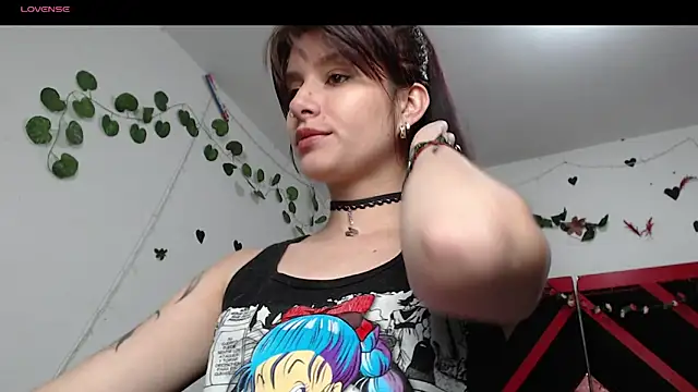 Snapshot of hecate_dark chatting on 01-09-26, 11:39 hecate dark online show from 01-09-26, 11:39