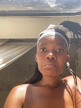 prettydollyy online show from 04-10-26, 07:35