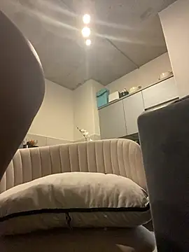 Snapshot of prettydollyy chatting on 04-22-26, 10:28 prettydollyy online show from 04-22-26, 10:28