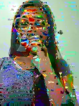 Snapshot of precious_RoseDoll chatting on 10-19-25, 11:05 precious RoseDoll online show from 10-19-25, 11:05