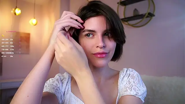 EleneButton online show from 09-27-25, 01:10