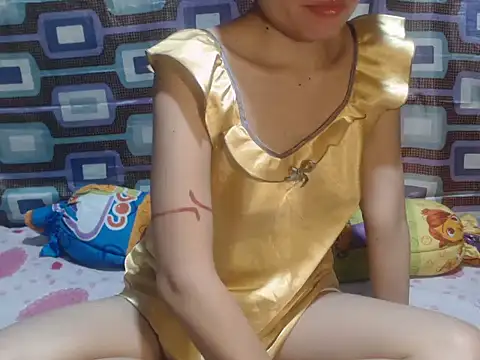 UrKitty lover18 online show from 04-19-26, 12:15