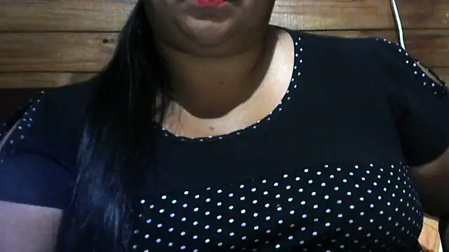Snapshot of MARRENTINHA34 chatting on 03-12-26, 10:27 MARRENTINHA34 online show from 03-12-26, 10:27