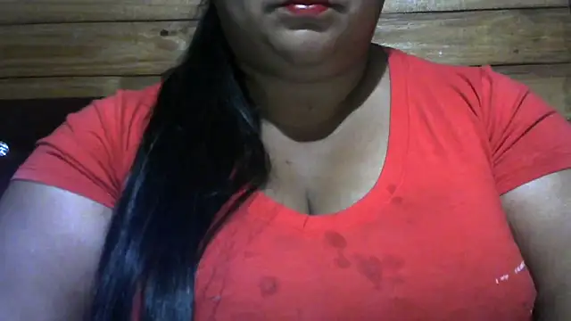 Snapshot of MARRENTINHA34 chatting on 04-08-26, 10:43 MARRENTINHA34 online show from 04-08-26, 10:43