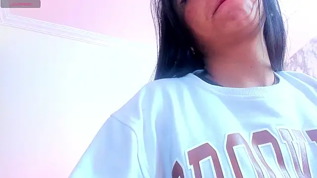 Snapshot of Sheilly_brown chatting on 01-10-26, 08:54 Sheilly brown online show from 01-10-26, 08:54