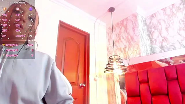 Snapshot of Sheilly_brown chatting on 01-18-26, 07:17 Sheilly brown online show from 01-18-26, 07:17