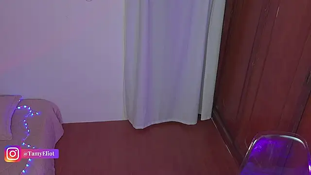 Snapshot of Tamyeliot chatting on 11-14-25, 03:49 Tamyeliot online show from 11-14-25, 03:49