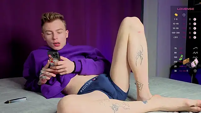 callmealexthx online show from 11-29-25, 01:47