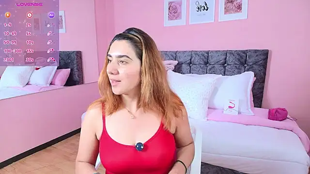 Snapshot of maddie_beauty chatting on 02-07-26, 06:55 maddie beauty online show from 02-07-26, 06:55