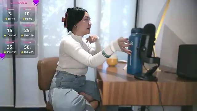 yuzhara online show from 10-21-25, 02:18