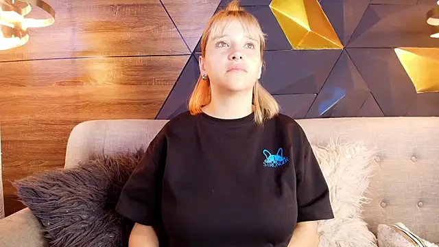 ly lulu online show from 04-08-26, 11:10