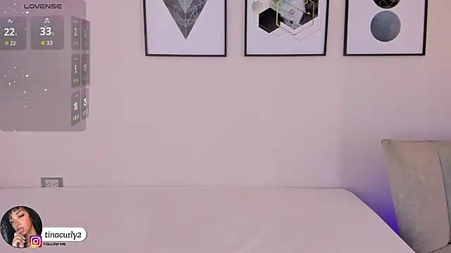 Snapshot of Tina_curly chatting on 12-04-25, 11:41 Tina curly online show from 12-04-25, 11:41