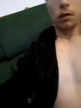 Snapshot of cameron334 chatting on 09-23-25, 05:10 cameron334 online show from 09-23-25, 05:10