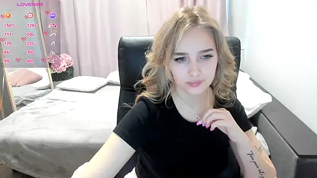 TaisiaHot online show from 02-25-26, 09:08