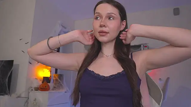 Snapshot of kategoodgirl chatting on 10-28-25, 08:51 kategoodgirl online show from 10-28-25, 08:51