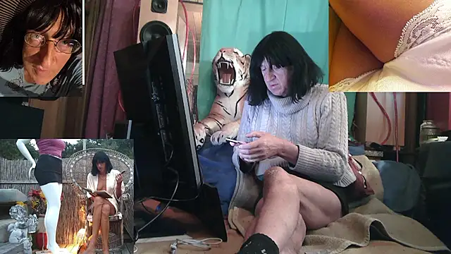 Snapshot of SissiDomination chatting on 02-14-26, 06:04 SissiDomination online show from 02-14-26, 06:04