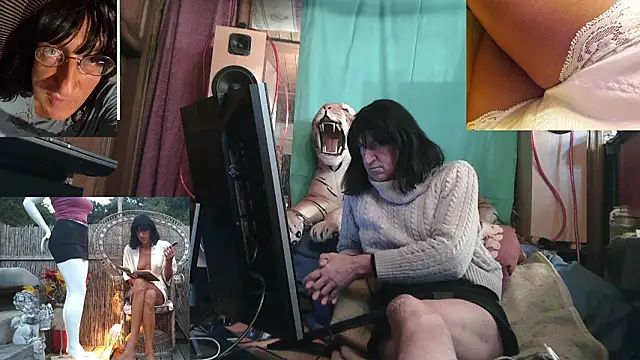 Snapshot of SissiDomination chatting on 02-21-26, 09:27 SissiDomination online show from 02-21-26, 09:27