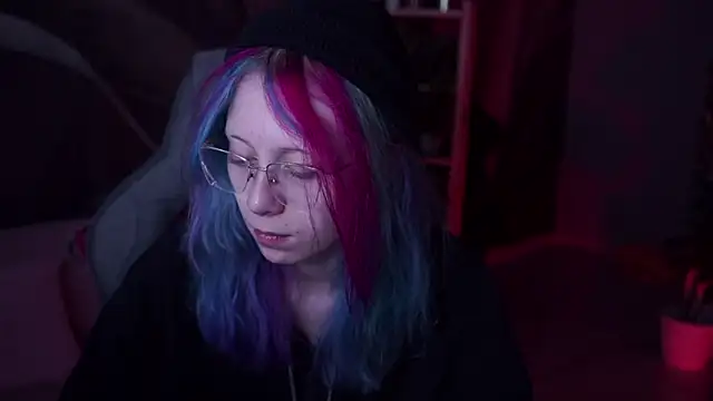 Snapshot of SakuraBliss chatting on 11-14-25, 11:20 SakuraBliss online show from 11-14-25, 11:20