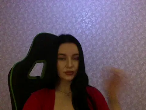 Snapshot of Lulii24 chatting on 03-20-26, 10:03 Lulii24 online show from 03-20-26, 10:03