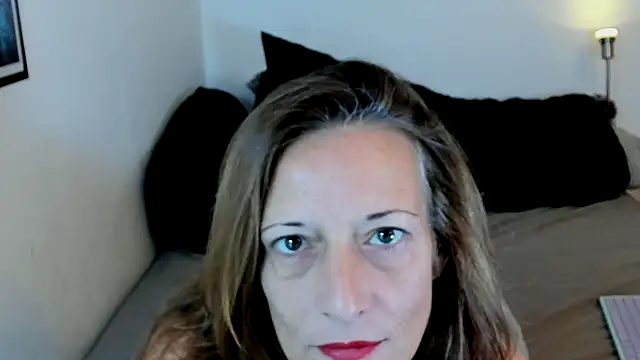 FrauMueller online show from 11-29-25, 09:12