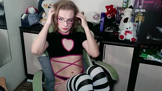 LeoGuessMe online show from 04-12-26, 07:30