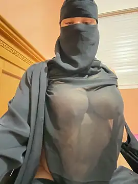  Laiali  online show from 09-17-25, 11:56