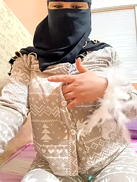  Laiali  online show from 11-12-25, 11:21