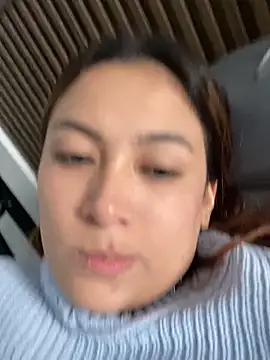 MacarenaRosse online show from 10-19-25, 07:14