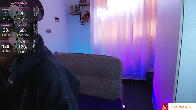 Snapshot of Nick_Bangover_ chatting on 09-25-25, 06:22 Nick Bangover online show from 09-25-25, 06:22