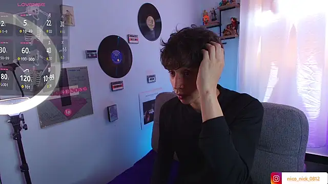 Snapshot of Nick_Bangover_ chatting on 09-29-25, 05:18 Nick Bangover online show from 09-29-25, 05:18